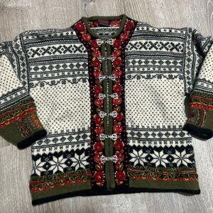 Vrikke Sweaters Womens Medium Nordic Style Knit Cardigan